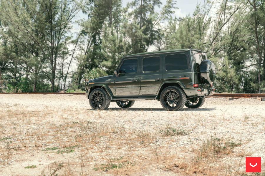  Mercedes-Benz G550 on Vossen Wheels (CV10) 2019 года  (фото 14 из 15)